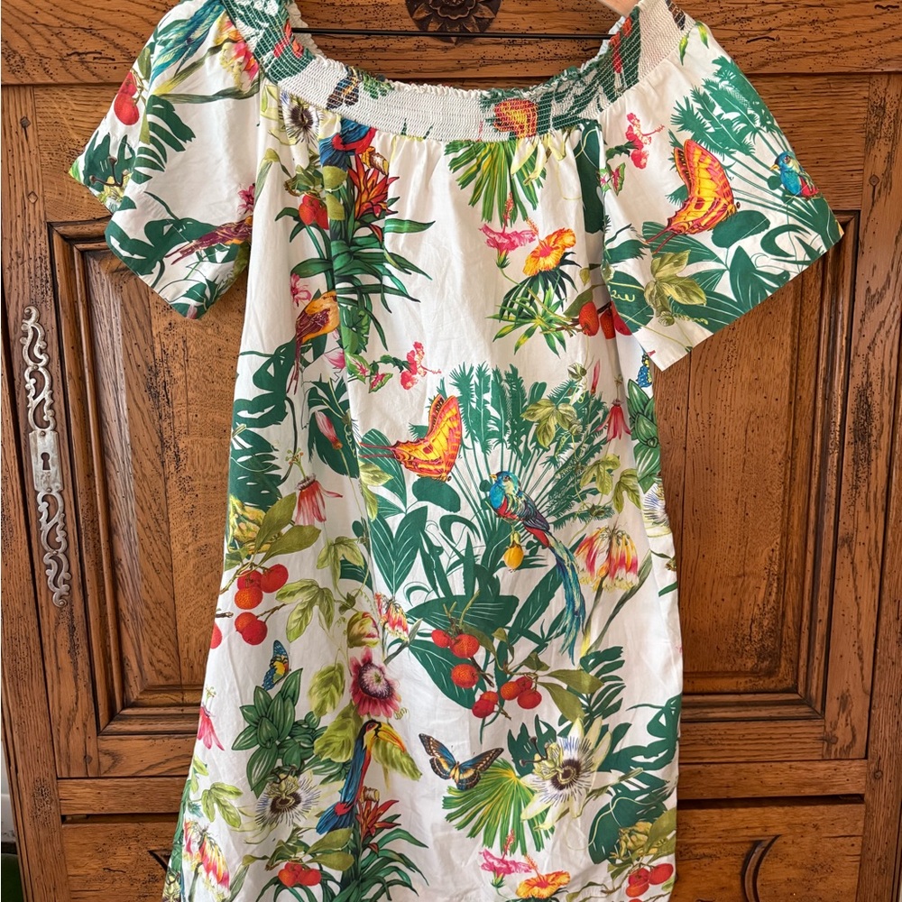 J. Crew White Tropical Floral Smocked Short sleeve dress size 8